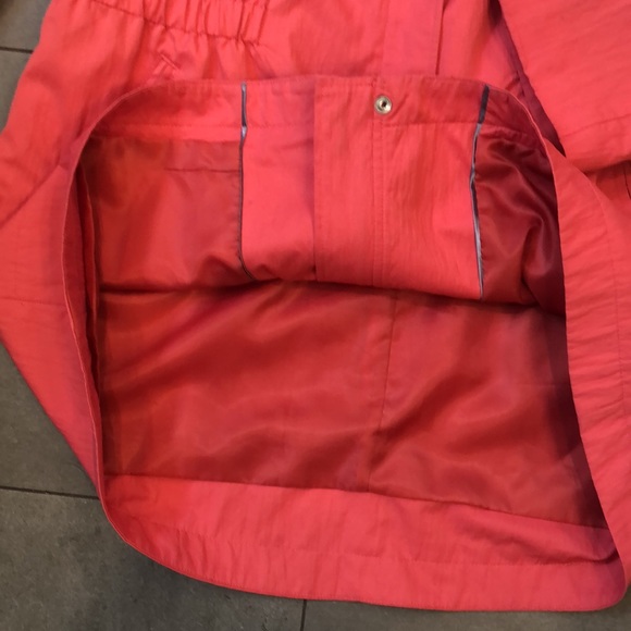 Tahari Fully Lined Rain Jacket - Picture 5 of 14